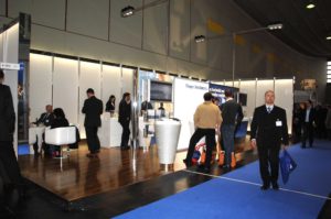 Messebau Pioneer Investments DKM BCA Gesamt links